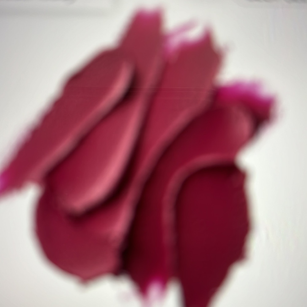 MAC powder kiss liquid lipcolour 983 Burning Love BNIB